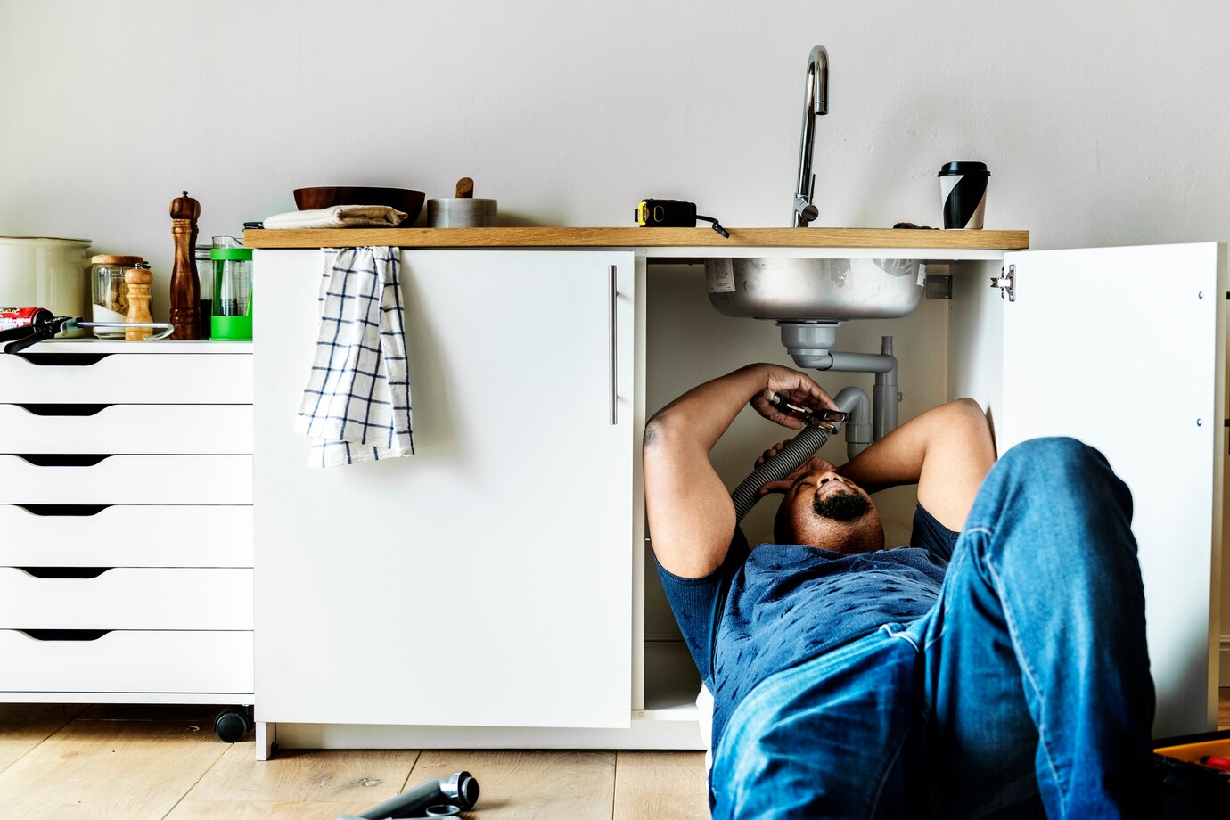 Understanding 24/7 Emergency Plumbing: When to Call for Help