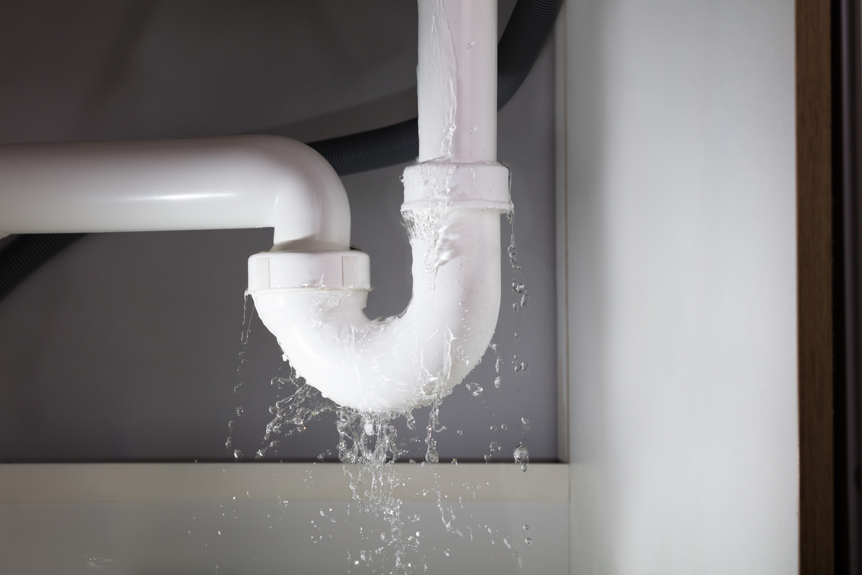 How a Plumber in Orange Can Save You from Costly Water Damage?