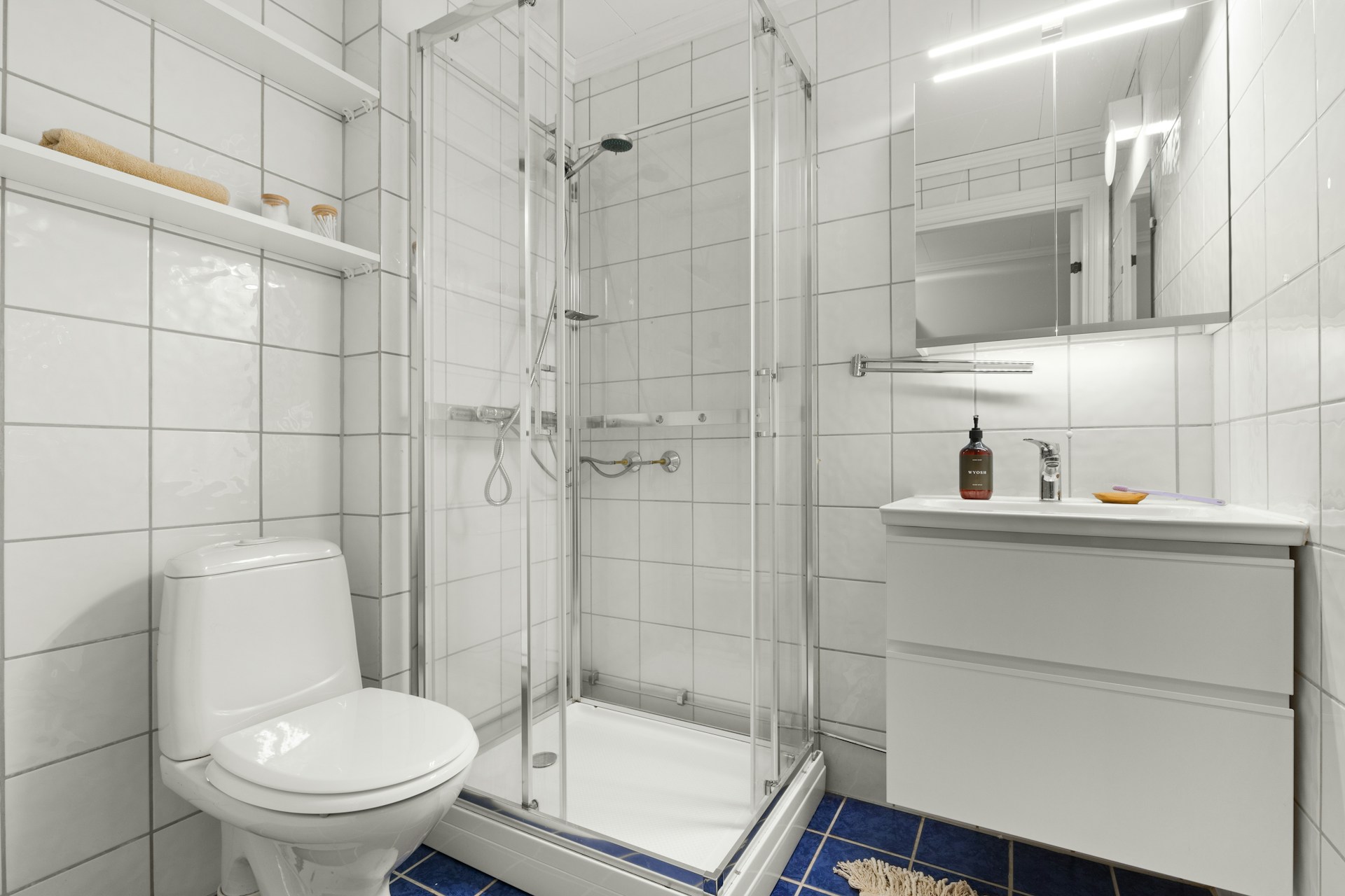 Solutions for Clogged Shower Drains: Tips for Orange Residents