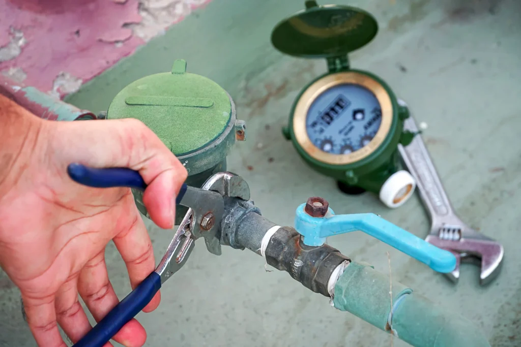 Gas Fittings vs DIY Repairs in Orange